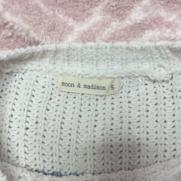 Moon and Madison, Small, Blue and white - Picture 2 of 3